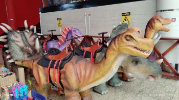 Amusement Ride A Dino