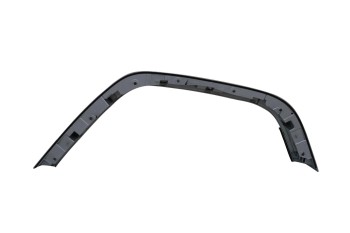 Mercedes-Benz-G-63-Rear-RH-Wheel-Thread-Mudguard-Widening-Gloss-Silver-OEM-A4638805803-0002-scaled