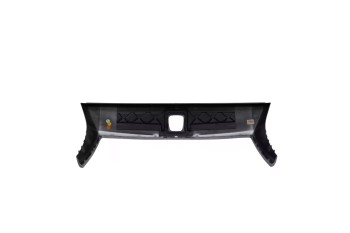 ROLLS-ROYCE-Front-Cover-Radiator-Grille-Silver-OEM-51117403722-2-scaled