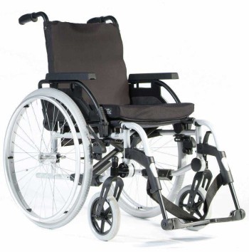 Reliable Standard Wheelchairs for Everyday Mobility in UAE
