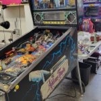 The Addams Family Pinball Machine for Sale4