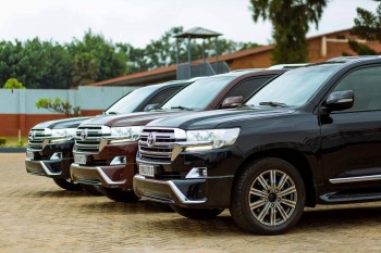 SUV Rental Luxury Sports Car Rental in Dubai – Lamborghini, Audi R8 & More | Rent A Cheap Car Dubai