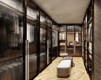 WALKING-IN WARDROBE