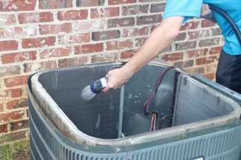 Why Dubai Residents Trust Professional AC Cleaning Services